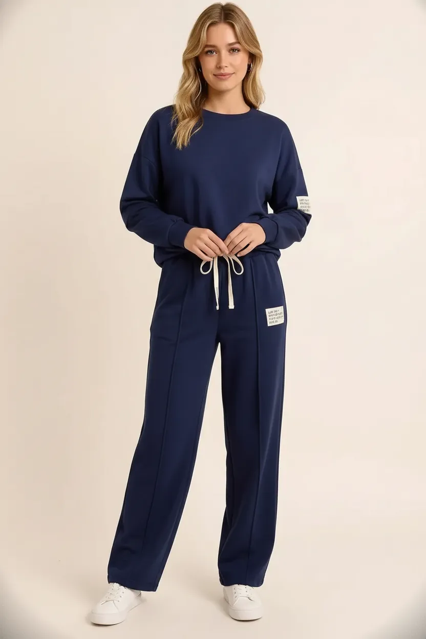 Women's tracksuit