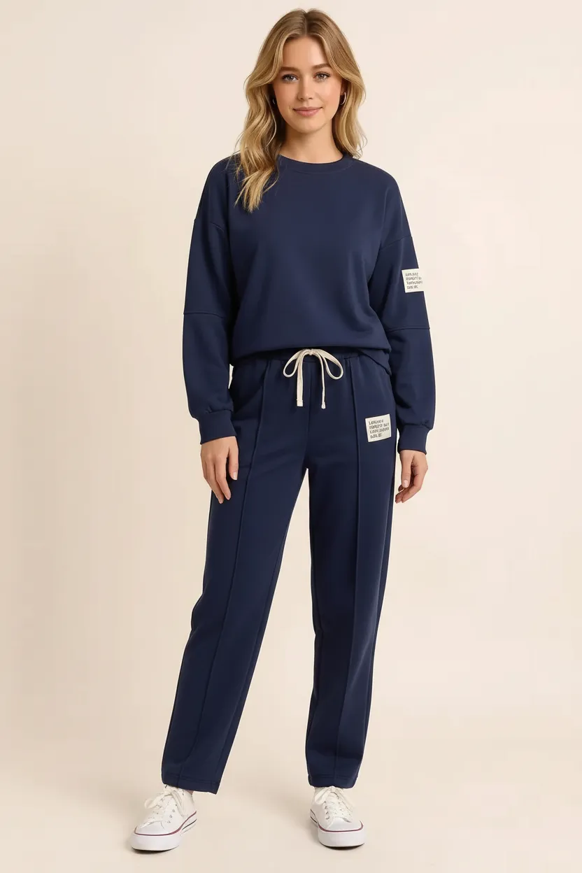 Women's tracksuit