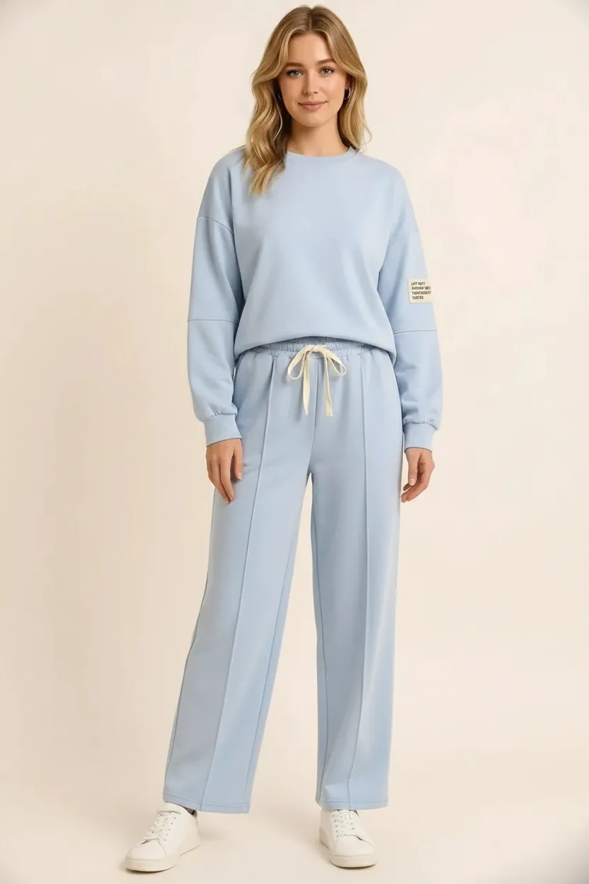 Women's tracksuit