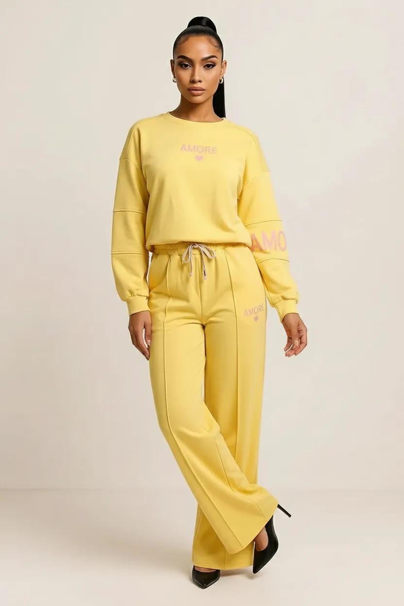 Heel Pak shirt and trousers